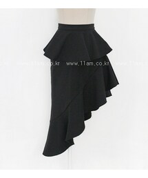 アシンメトリー裾フリルスカート(スカート)