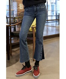 ブーツカット裾配色ポイントデニムパンツ(デニムパンツ)