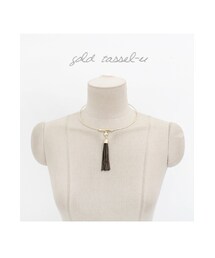 タッセルチャーム付きゴールドカラーネックレス(ネックレス)