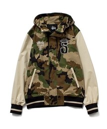 STUSSY | カモフラマウンテンパーカー(マウンテンパーカー)