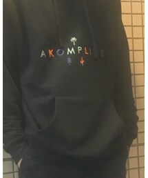 AKOMPLICE | トップス