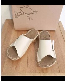 シェイク イン クローク | サンダル