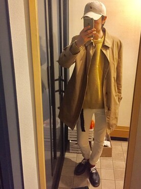 「ホワイトデニム」｜「アイテム（ステンカラーコート）」を使った、わーっ。さん（メンズ・186cm）の冬コーディネート