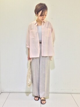 「アイテム（タンクトップ、グレー系）」を使った、sayakaさん（レディース・165cm）の春コーディネート