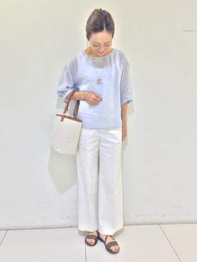 「アイテム（バッグ、ホワイト系）」を使った、sayakaさん（レディース・165cm）の春コーディネート