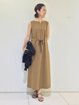 「アイテム（ワンピース/ドレス、ベージュ系）」を使った、sayakaさん（レディース・165cm）の夏コーディネート