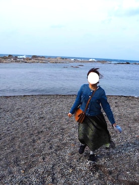 「海」｜「アイテム（デニムジャケット）」を使った、gakijirooo***さん（レディース・153cm）の春コーディネート