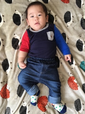 「GAP（ギャップ）のアイテム（ロンパース、その他）」を使った、さっこりんさん（キッズ・100cm）の秋コーディネート