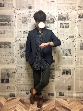 「柄シャツコーデ」｜「アイテム（ジャケット/アウター）」を使った、YOGGIさん（メンズ・170cm）の秋コーディネート