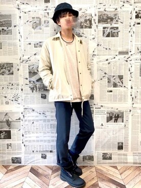「SENSE OF PLACE by URBAN RESEAR」｜「アイテム（スウェット）」を使った、YOGGIさん（メンズ・170cm）の春コーディネート
