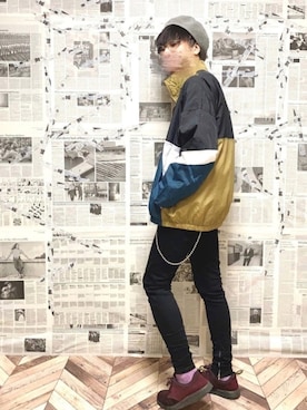 「adrer」｜「アイテム（ナイロンジャケット）」を使った、YOGGIさん（メンズ・170cm）の春コーディネート
