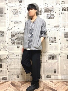 「部屋撮り」｜「アイテム（ハンチング/ベレー帽）」を使った、YOGGIさん（メンズ・170cm）の春コーディネート