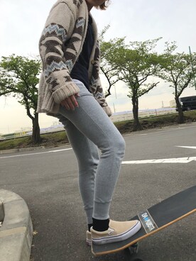 「美容師」｜「アイテム（スリッポン）」を使った、まちょさん（レディース・156cm）の春コーディネート
