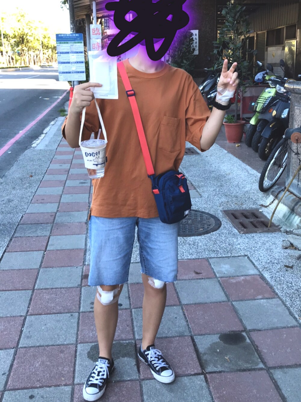 「ootd、休閒、converse、日系極簡、夏、痛、紗布」｜「UNIQLOのオーバーサイズクルーネックT（半袖）（Tシャツ/カットソー、ホワイト系）」を使った、🇹🇼さん（レディース・167cm）の夏コーディネートの1枚目の写真