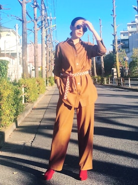 「ICB（アイシービー）のアイテム（トップス）」を使った、stylist komakiさん（レディース・162cm）の冬コーディネート