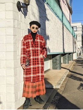 「柄×柄」｜「アイテム（その他アウター）」を使った、stylist komakiさん（レディース・162cm）の冬コーディネート