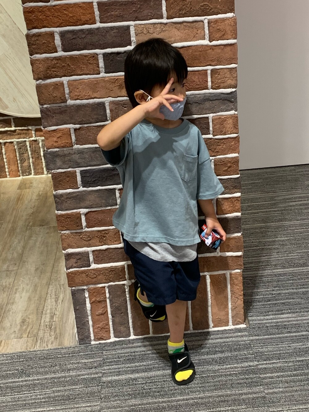 「NIKE、楽チンコーデ、パンツスタイル、今日のコーデ、男の子、カジュアルコーデ、おしゃれさんと繋がりたい、キッズコーデ、キッズファッション、3歳」｜「FREAK'S STOREの【WEB限定】 KIDSレイヤードセットTEE（Tシャツ/カットソー、ブルー系）」を使った、まりたさん（キッズ・100cm）の夏コーディネートの1枚目の写真