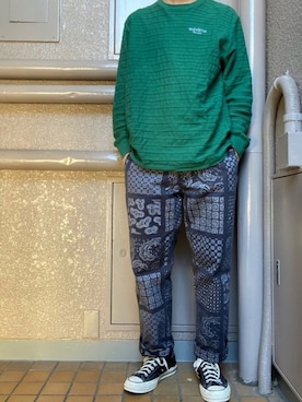 Supreme のパンツを使った「バンダナ柄」の人気ファッション