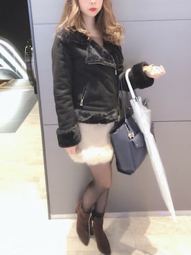 「LIPSERVICE（リップサービス）のアイテム（ジャケット/アウター）」を使った、Rionaさん（レディース・151cm）の秋コーディネート
