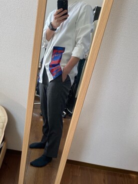 「Oder madeのアイテム（スラックス、グレー系）」を使った、ぶちさん（メンズ・177cm）の春コーディネート
