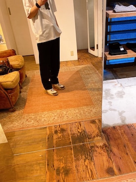 「NIKE（ナイキ）のアイテム（スニーカー、ベージュ系）」を使った、ぶちさん（メンズ・177cm）の夏コーディネート