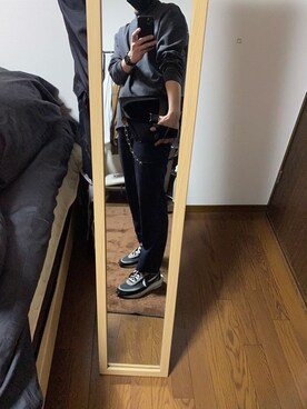 「Nike×Sacaiのアイテム（スニーカー、ブラック系）」を使った、ぶちさん（メンズ・177cm）の秋コーディネート