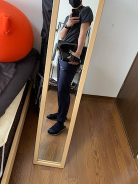 「BORELIOのアイテム（スラックス、ブラック系）」を使った、ぶちさん（メンズ・177cm）の秋コーディネート