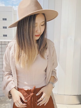 「Auntie Rosa Holiday（アンティローザホリデー）のアイテム（その他パンツ）」を使った、sonaさん（レディース・159cm）の秋コーディネート