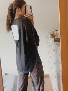 「GRL（グレイル）のアイテム（Tシャツ/カットソー、グレー系）」を使った、tai さんの夏コーディネート