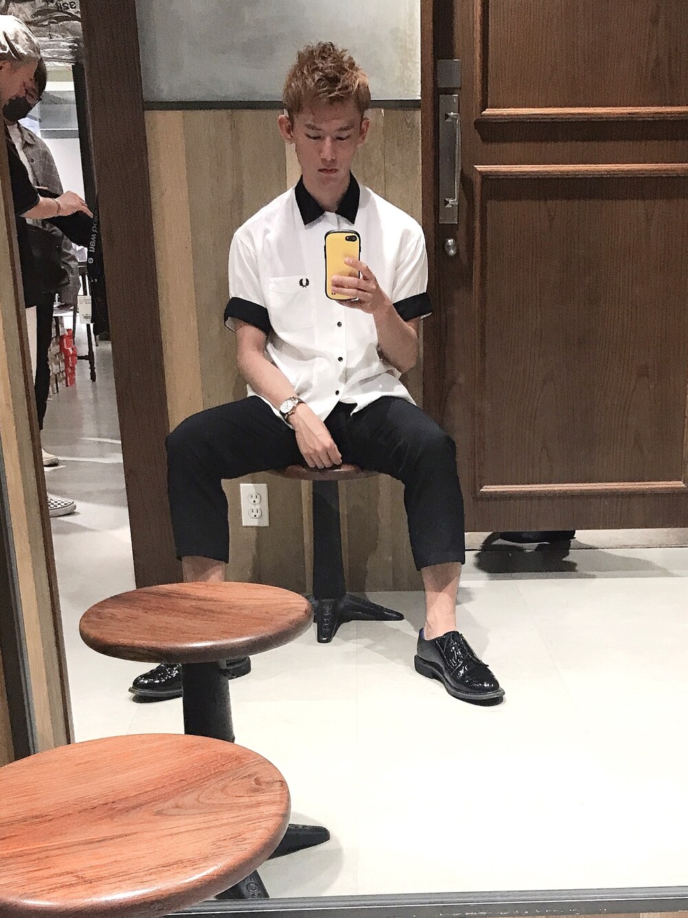 「名古屋パルコ」｜「FRED PERRYのOpen collar S/S Shirt（シャツ/ブラウス、ホワイト系）」を使った、ヒロさん（メンズ・171cm）の春コーディネートの1枚目の写真