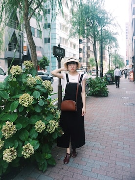 「麦わら帽子」｜「アイテム（ジャンパースカート）」を使った、Dさん（レディース・155cm）の夏コーディネート
