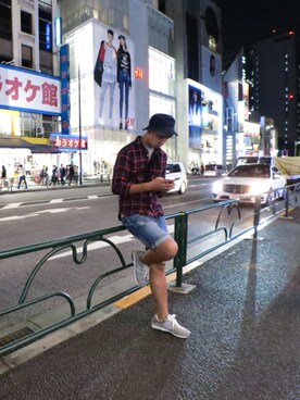 何達仲さんのコーディネート