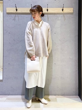 「LEPSIM（レプシィム）のアイテム（シャツワンピース）」を使った、やまゆかさん（レディース・161cm）の秋コーディネート
