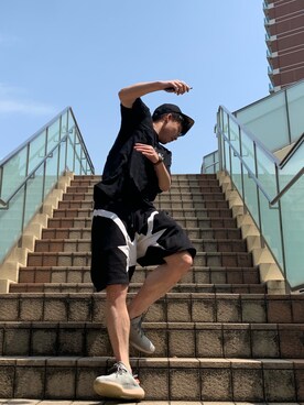 「GIVENCHY」｜「アイテム（アクセサリー）」を使った、Keitaさん（メンズ・175cm）の春コーディネート