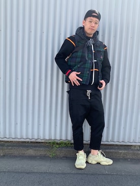 「GIVENCHY（ジバンシイ）のアイテム（スウェット）」を使った、Keitaさん（メンズ・175cm）の冬コーディネート