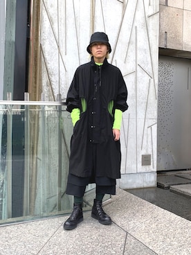 「off white（オフホワイト）のアイテム（トップス）」を使った、サトユトさん（メンズ・175cm）の春コーディネート