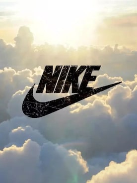 「NIKE（ナイキ）のアイテム（デニムパンツ）」を使った、姜亓さん（メンズ・175cm）の秋コーディネート