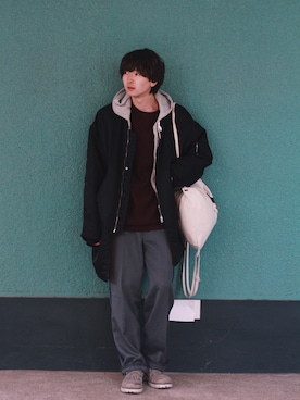 「White Mountaineering」｜「アイテム（スウェット）」を使った、ゆーたまるさん（メンズ・175cm）の冬コーディネート