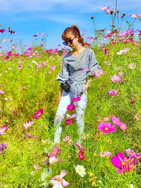 「LUC DNM （ラックデニム）のアイテム」を使った、神林真里さん（レディース・168cm）の秋コーディネート