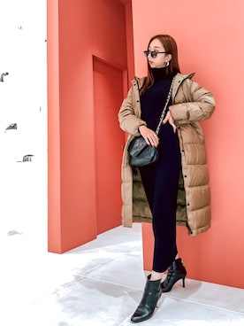 「chanel」｜「アイテム（ダウンジャケット/コート）」を使った、神林真里さん（レディース・168cm）の秋コーディネート