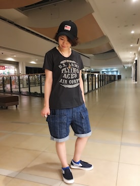 「アイテム（スリッポン、ブルー系）」を使った、Yasさん（レディース・156cm）の春コーディネート