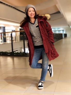 「red」｜「アイテム（ミリタリージャケット）」を使った、Yasさん（レディース・156cm）の冬コーディネート