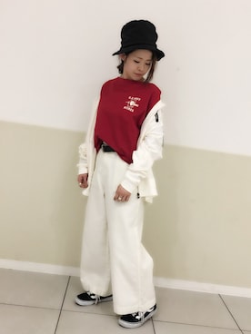 「TYPE BLUE（タイプブルー）のアイテム（パーカー）」を使った、Yasさん（レディース・156cm）の冬コーディネート