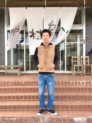 kakuhou is wearing ユニクロ "MEN スウェットフルジップパーカ（長袖）"
