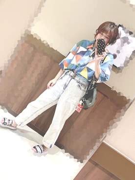 「タックイン」｜「アイテム（メッセンジャーバッグ）」を使った、菜那さん（レディース・161cm）の夏コーディネート
