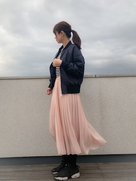 「黒×ピンク」｜「アイテム（ブルゾン）」を使った、ymkさん（レディース・157cm）の春コーディネート