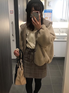 「トイレから失礼しやす」｜「アイテム（ハンチング/ベレー帽）」を使った、りんさん（レディース・159cm）の冬コーディネート