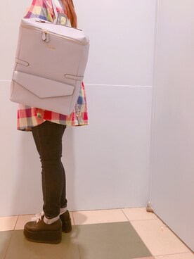 「& chouette（アンドシュエット）のアイテム（バックパック/リュック）」を使った、Chinamiさん（レディース・160cm）の春コーディネート