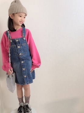 「春カラー」｜「アイテム（オールインワン・サロペット）」を使った、riitaroさん（キッズ・120cm）の冬コーディネート