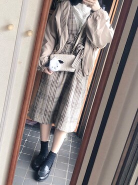 「GU（ジーユー）のアイテム（ニット/セーター、ホワイト系）」を使った、んなさん（レディース・152cm）の春コーディネート